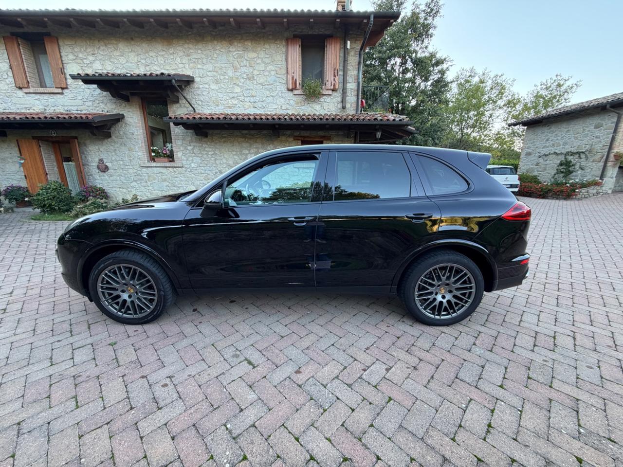 Porsche Cayenne 3.0 Diesel Platinum Edition