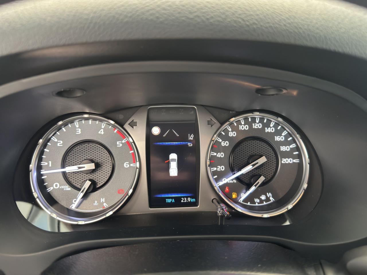 Toyota Hilux - MY25 Double Cab Comfort 2.8D 204