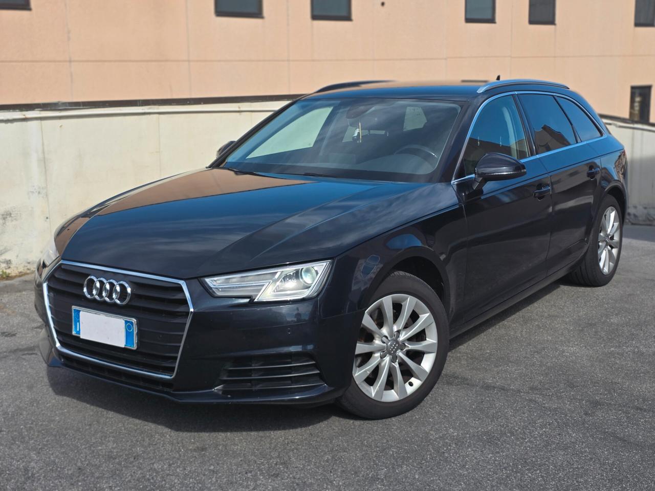 Audi A4 2.0 TDI 150 CV ultra S tronic Business