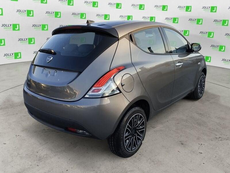 Lancia Ypsilon 1.0 FireFly 5 porte S&S Hybrid Oro