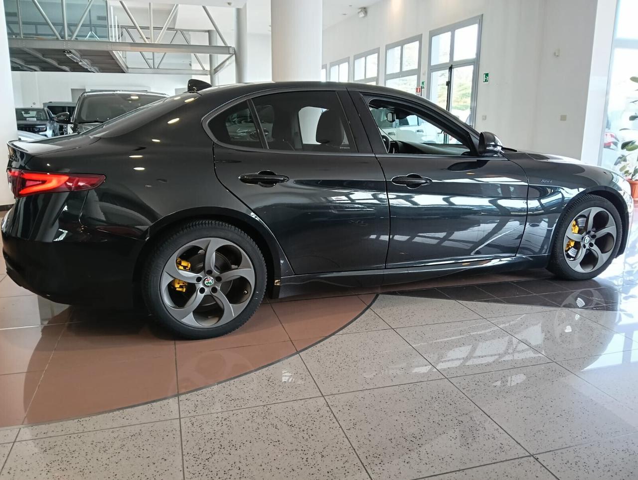 ALFA ROMEO GIULIA SPRINT 2.2 190 CV