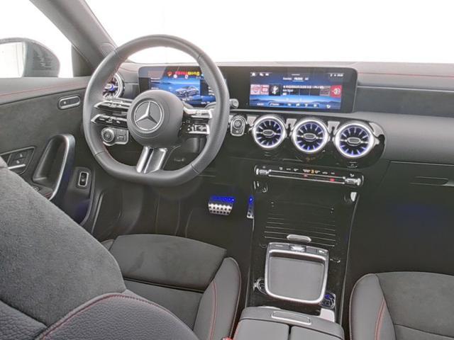 MERCEDES-BENZ CLA 180 Automatic AMG Line Advanced Plus