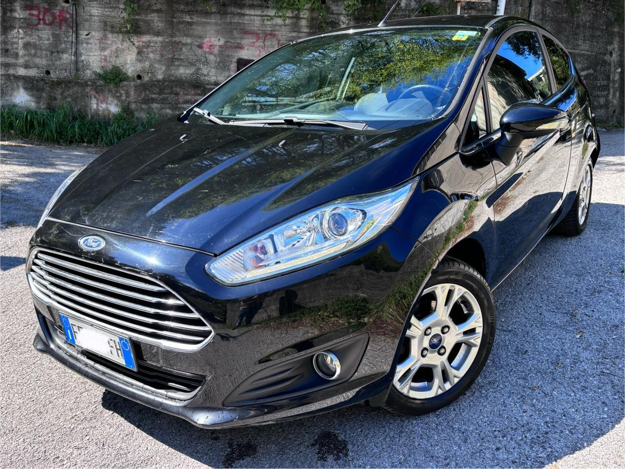 Ford Fiesta 1.0 EcoBoost 100CV 3 porte Black & White Edition