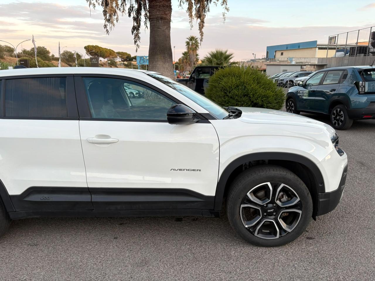 Jeep Avenger BEV Summit