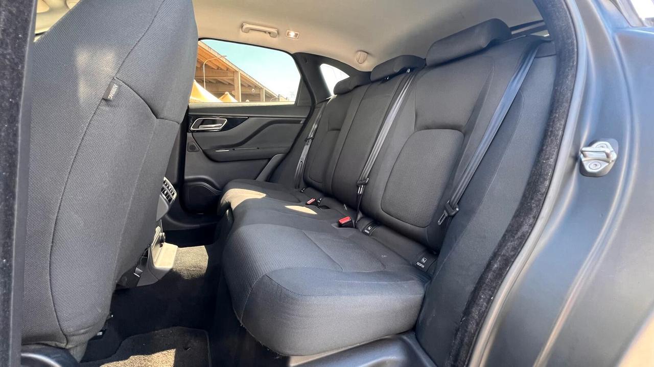Jaguar F-Pace 2.0 D 163 CV R-Sport