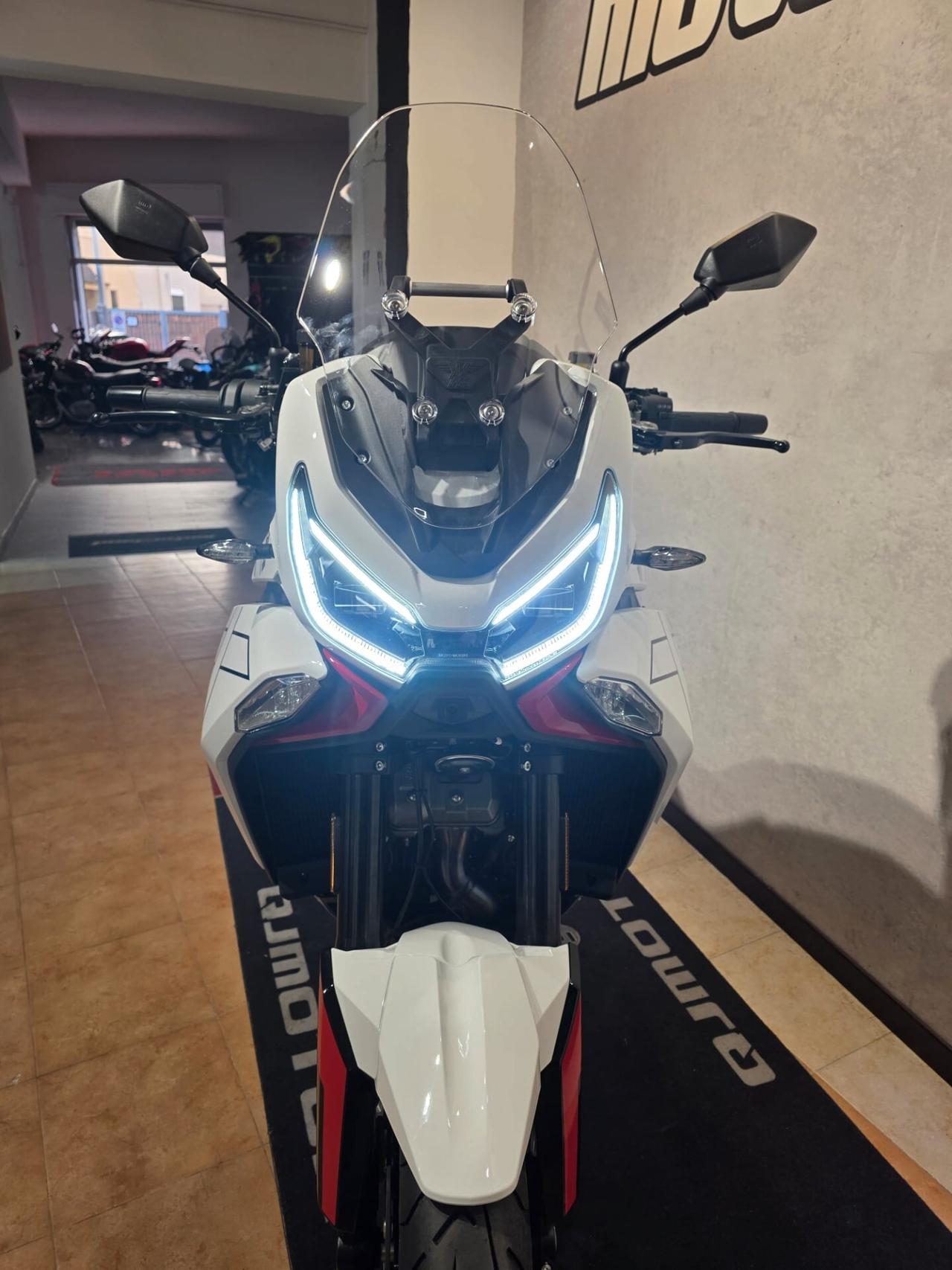 Moto Morini X-CAPE 1200