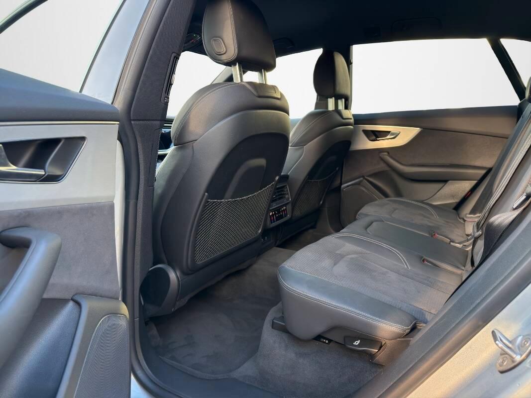 Audi Q8 3.0 TDI 286CV S line edition quattro Garanzia Audi