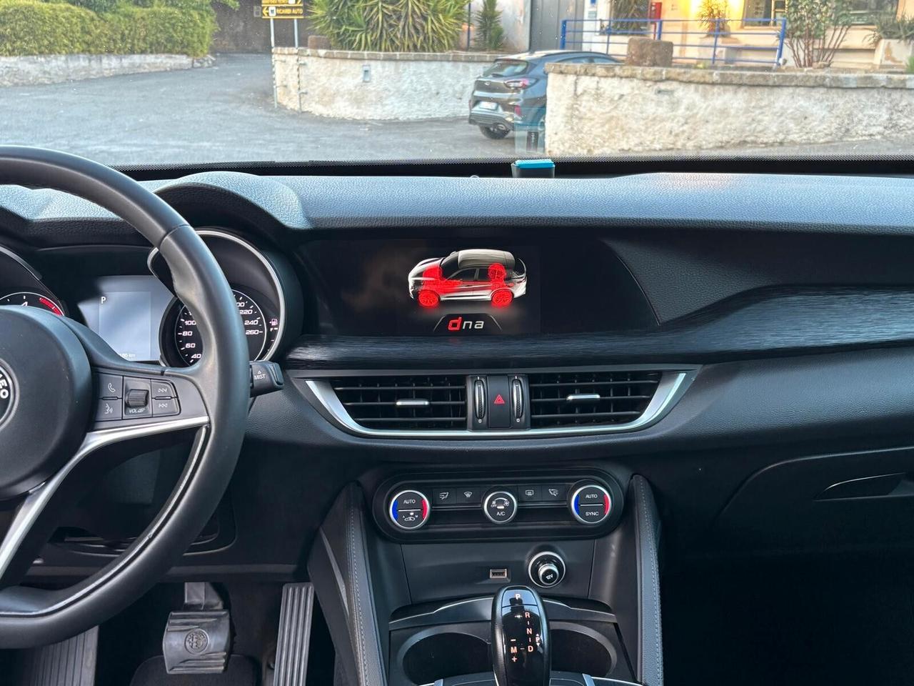 Alfa Romeo Stelvio 2.2 Turbodiesel 160 CV AT8 RWD Business