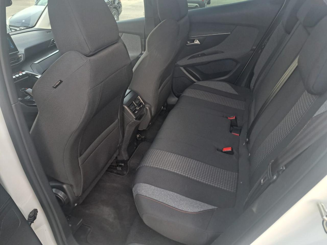 PEUGEOT 3008 1.5 BLUEHDI 130 CV EAT ACTIVE PACK