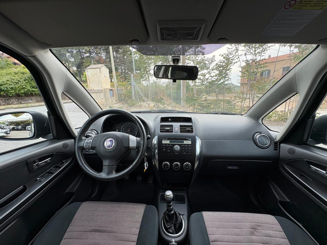 Fiat Sedici 4X4 1.9 MJT (GANCIO TRAINO)