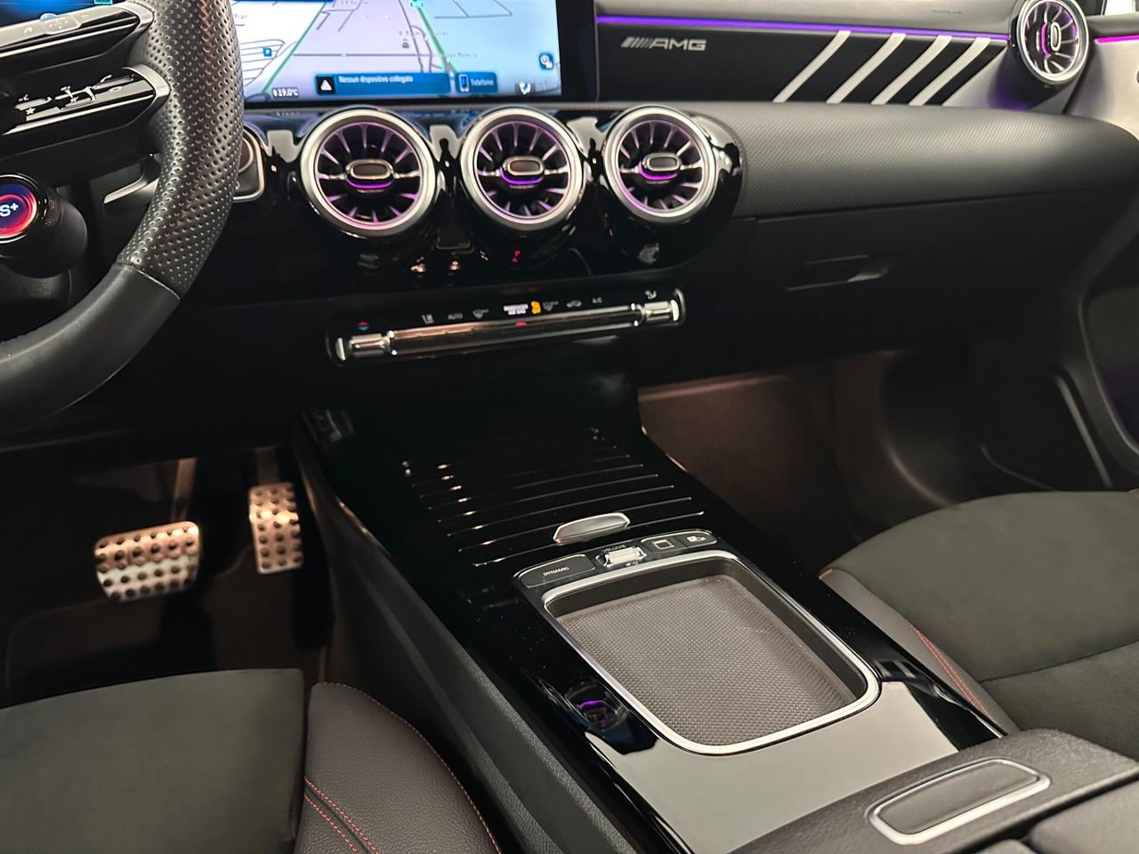 Mercedes-benz A 35 AMG 4 MATIC