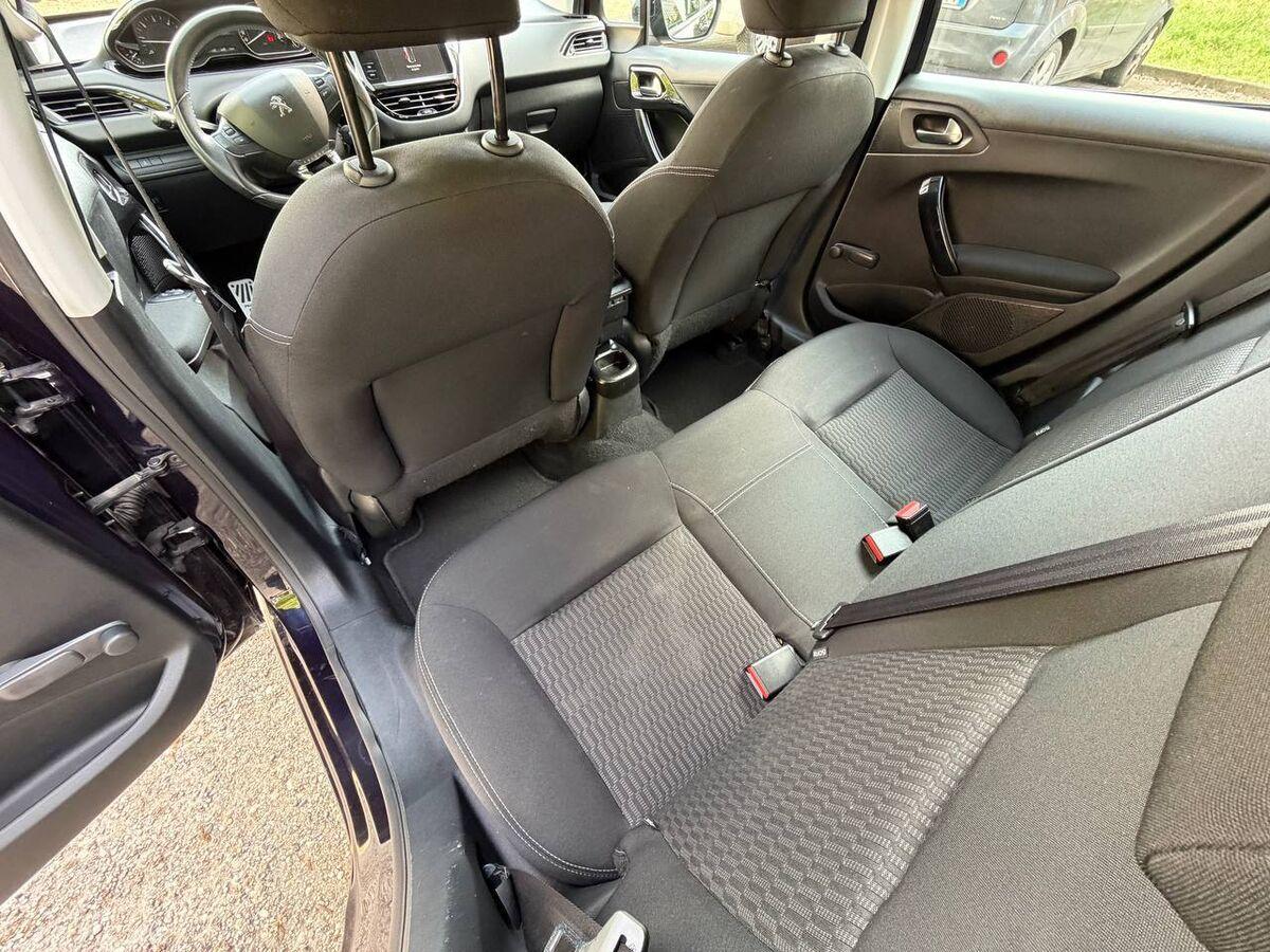Peugeot 208 1.6 bluehdi Allure 75cv 5p CINGHIA SOSTITUITA