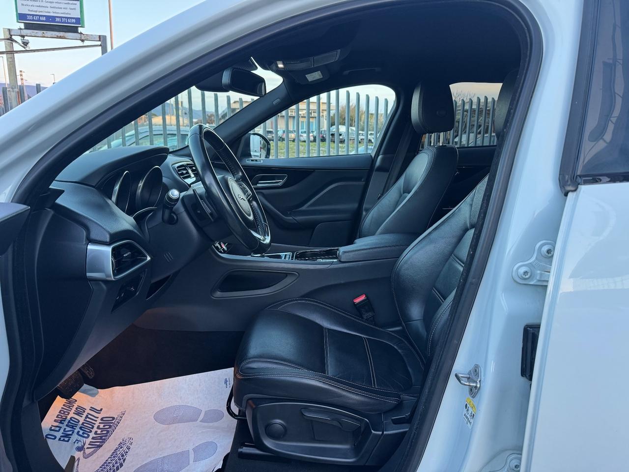 Jaguar F-Pace 2.0 D 180 CV AWD aut. Portfolio
