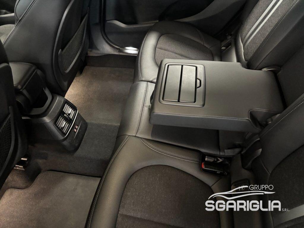 BMW 216 i Gran Tourer Advantage Full Optional