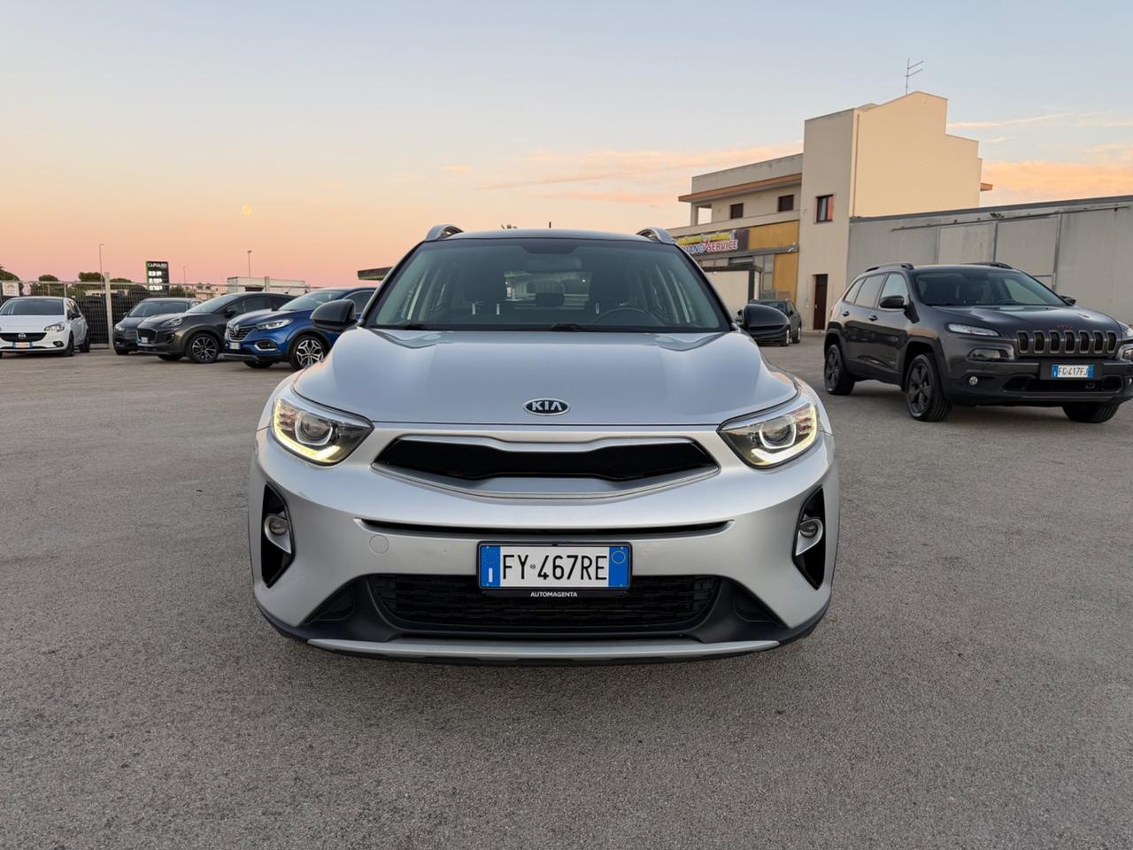 KIA STONIC 1.4 MPI 100 CV STYLE PACK FULL LED NY19