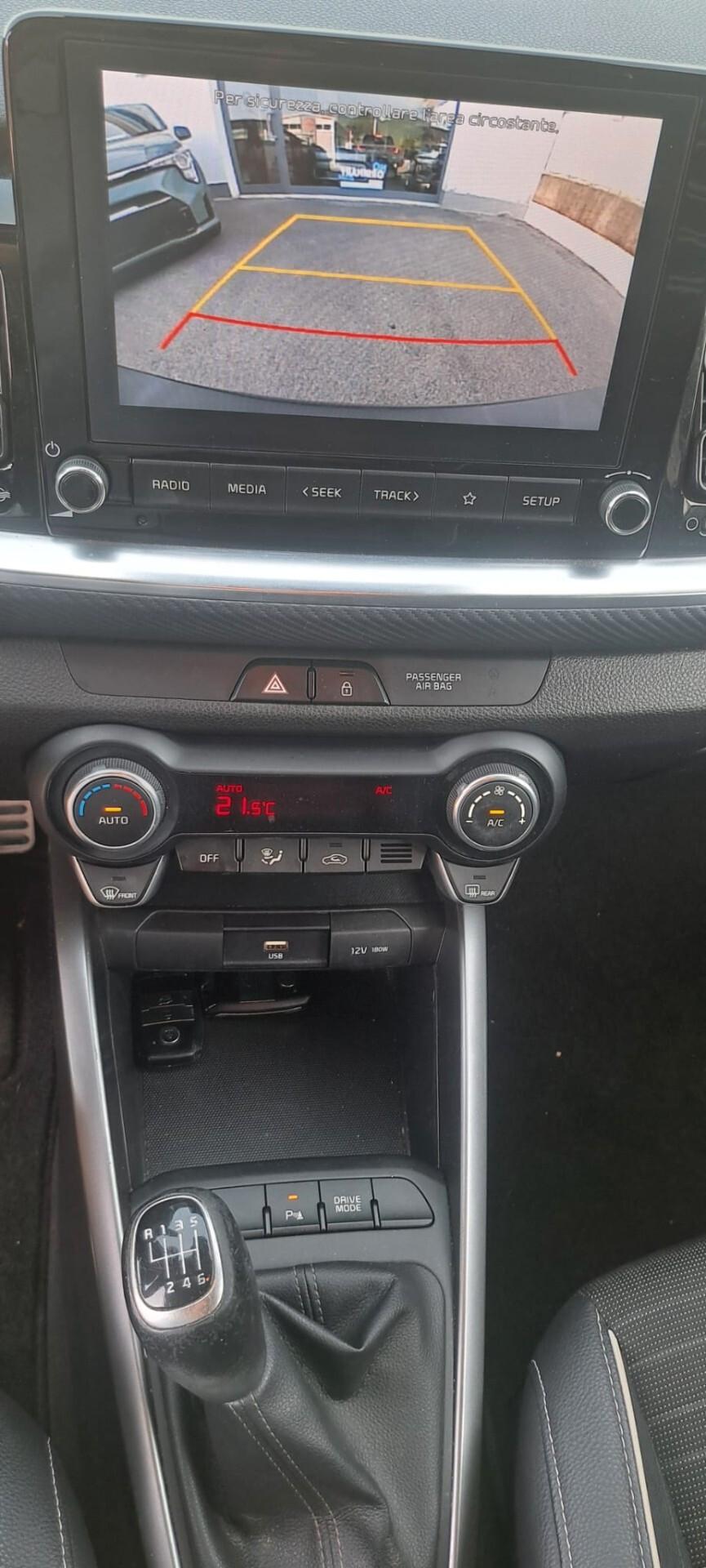 Kia Stonic 1.0 T-GDi 100 CV MHEV iMT GT Line