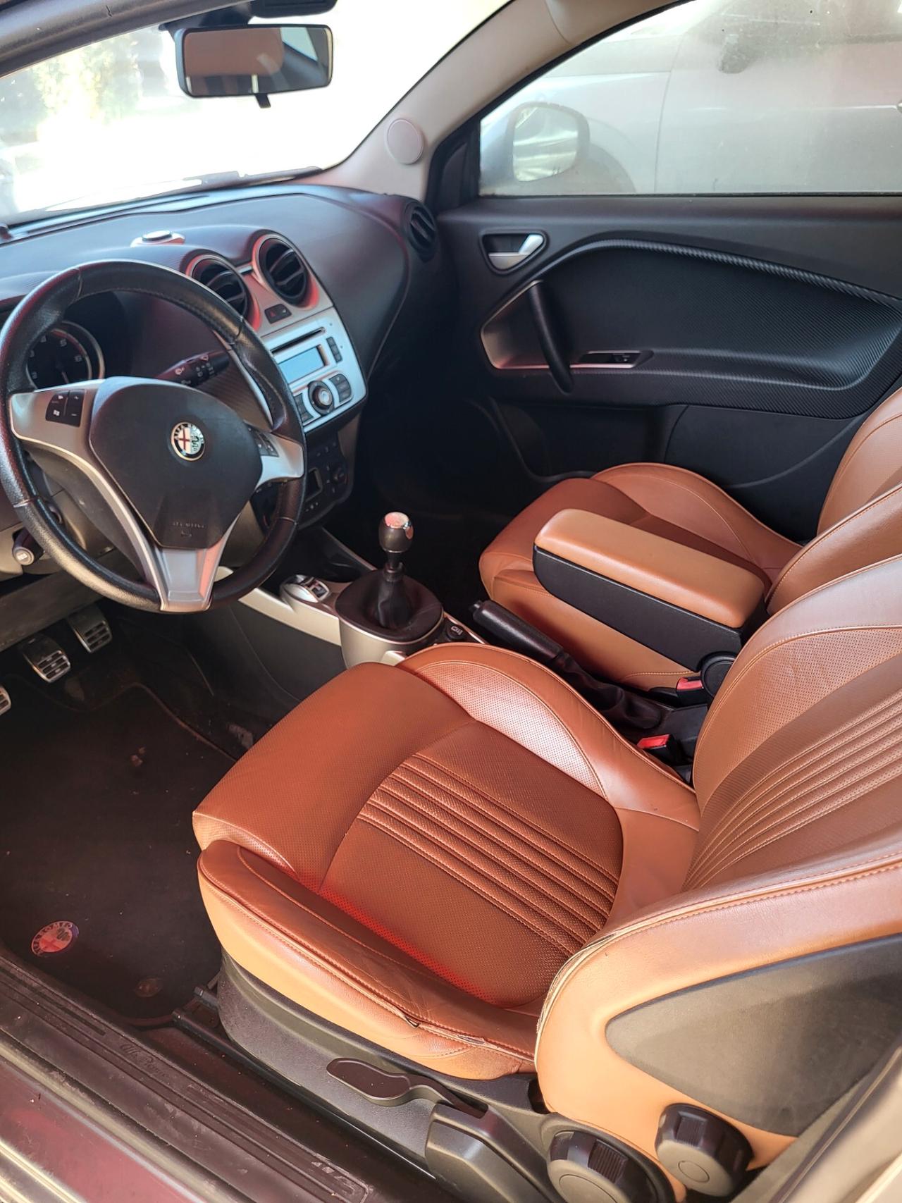 Alfa Romeo MiTo 1.3 JTDm-2 95 CV S&S Distinctive Sport Pack