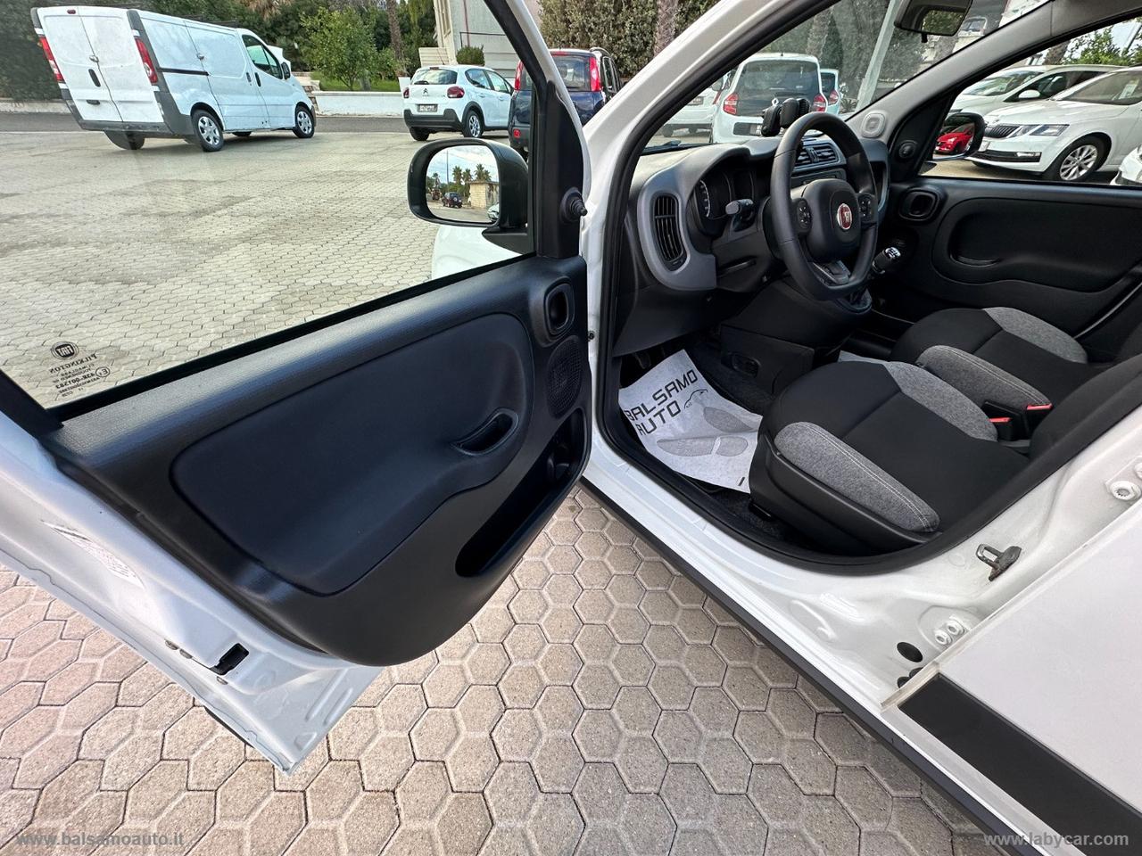 FIAT Panda 1.0 FireFly S&S Hybrid IVA INCLUSA