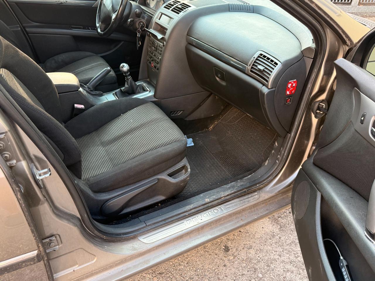 Peugeot 407 HDI Gancio traino 16 quintali