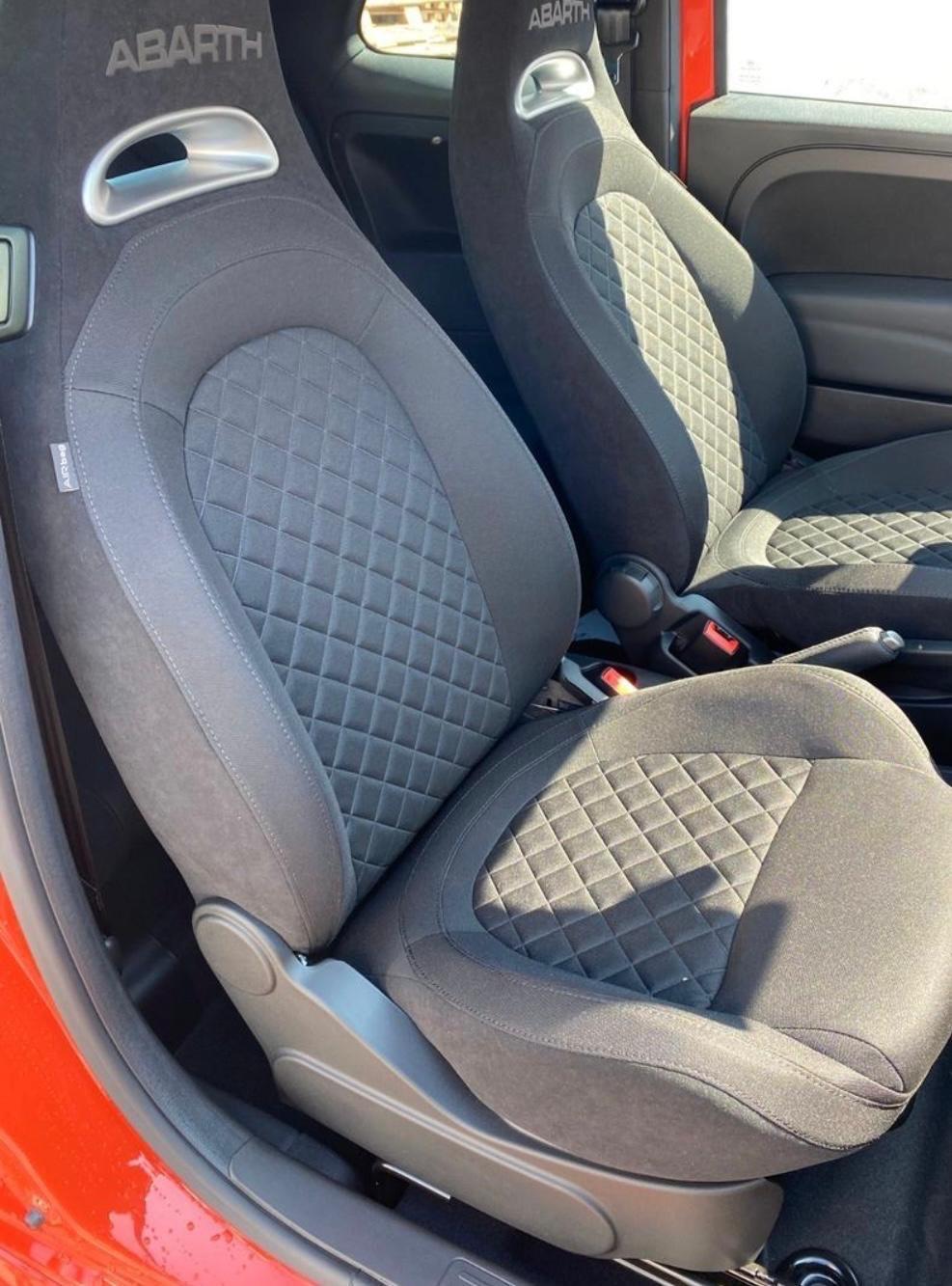 Abarth 595 1.4 Turbo T-Jet 165 CV