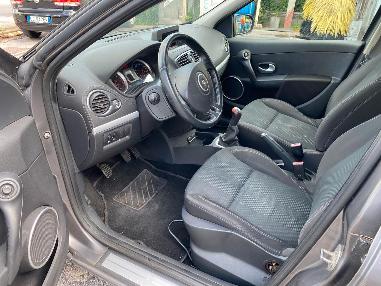 Renault Clio 1.2 16V 5 porte Luxe
