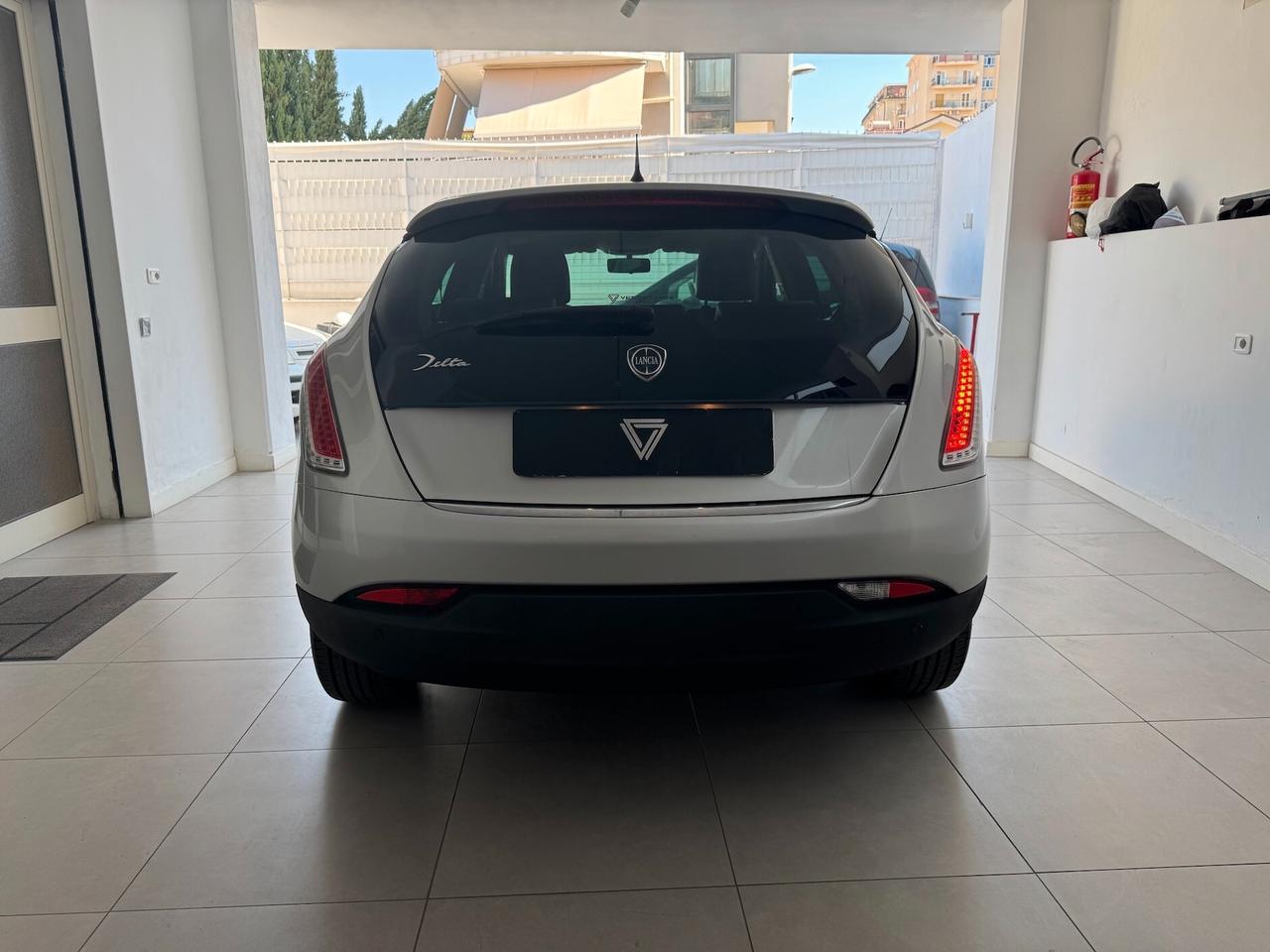 Lancia Delta 1.6 MJT DPF Gold