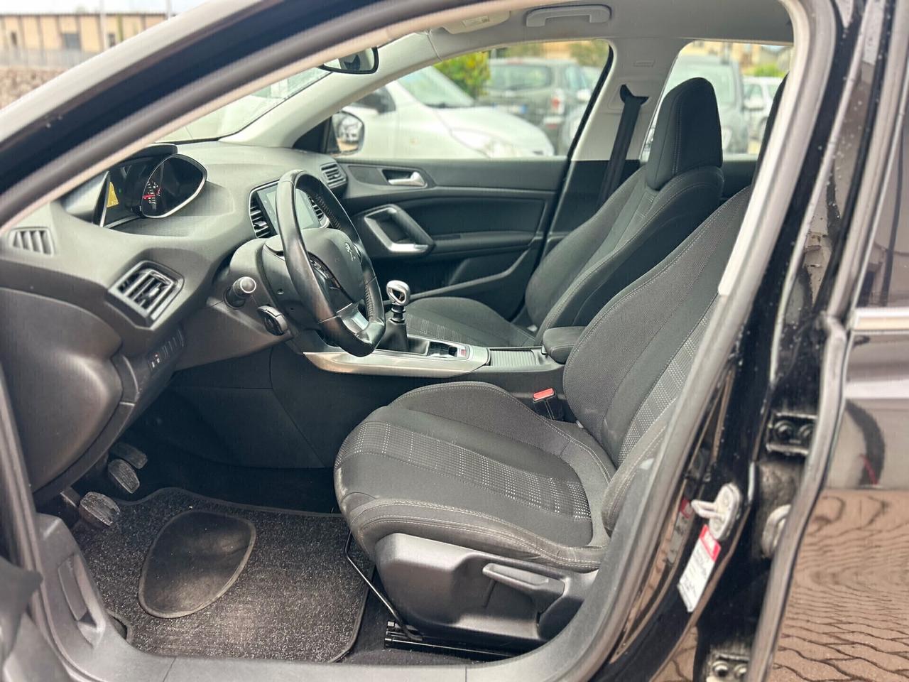 Peugeot 308 PureTech Turbo 130 S&S EAT6 GT Line