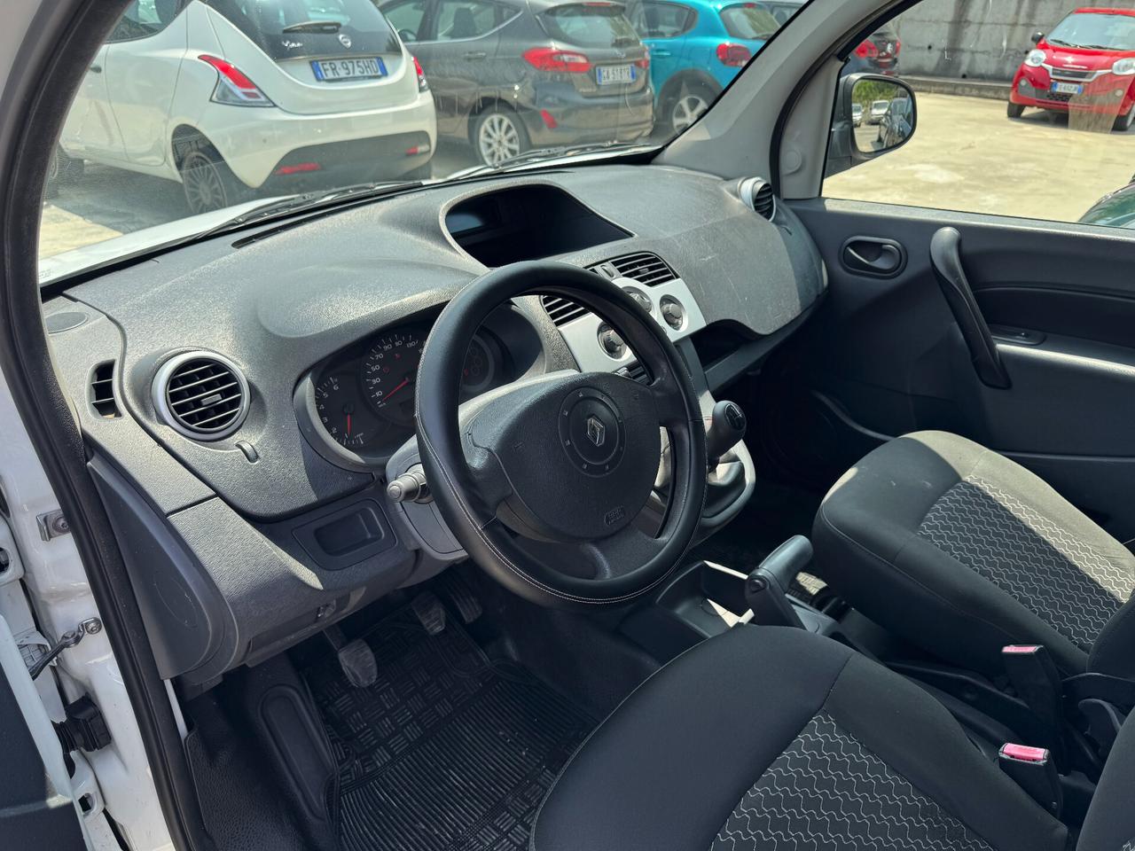 Renault Kangoo 1.5 dCi 90CV /CLIMA/2014