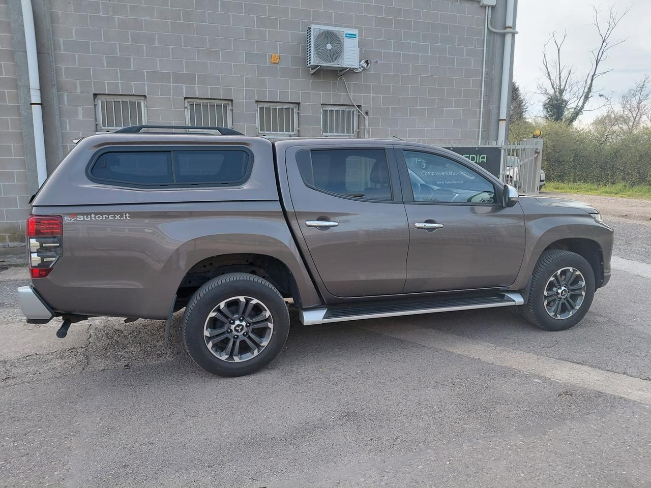 Mitsubishi L200 2.3d D.cab UNICO PROPRIETARIO