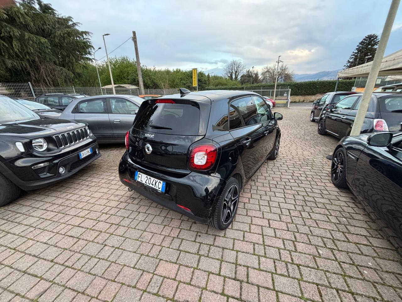 Smart ForFour 70 1.0 twinamic Youngster