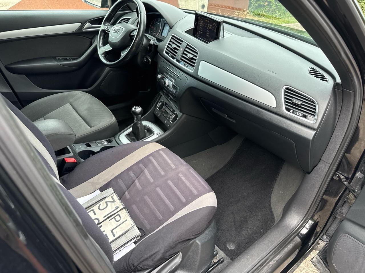 Audi Q3 2.0 TDI 120 CV Business SI PERMUTE