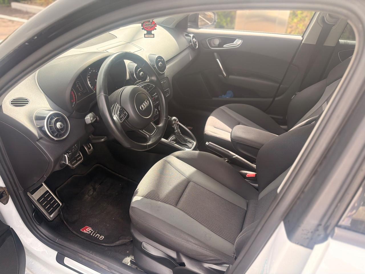 Audi A1 1.4 TDI ultra S tronic Metal plus