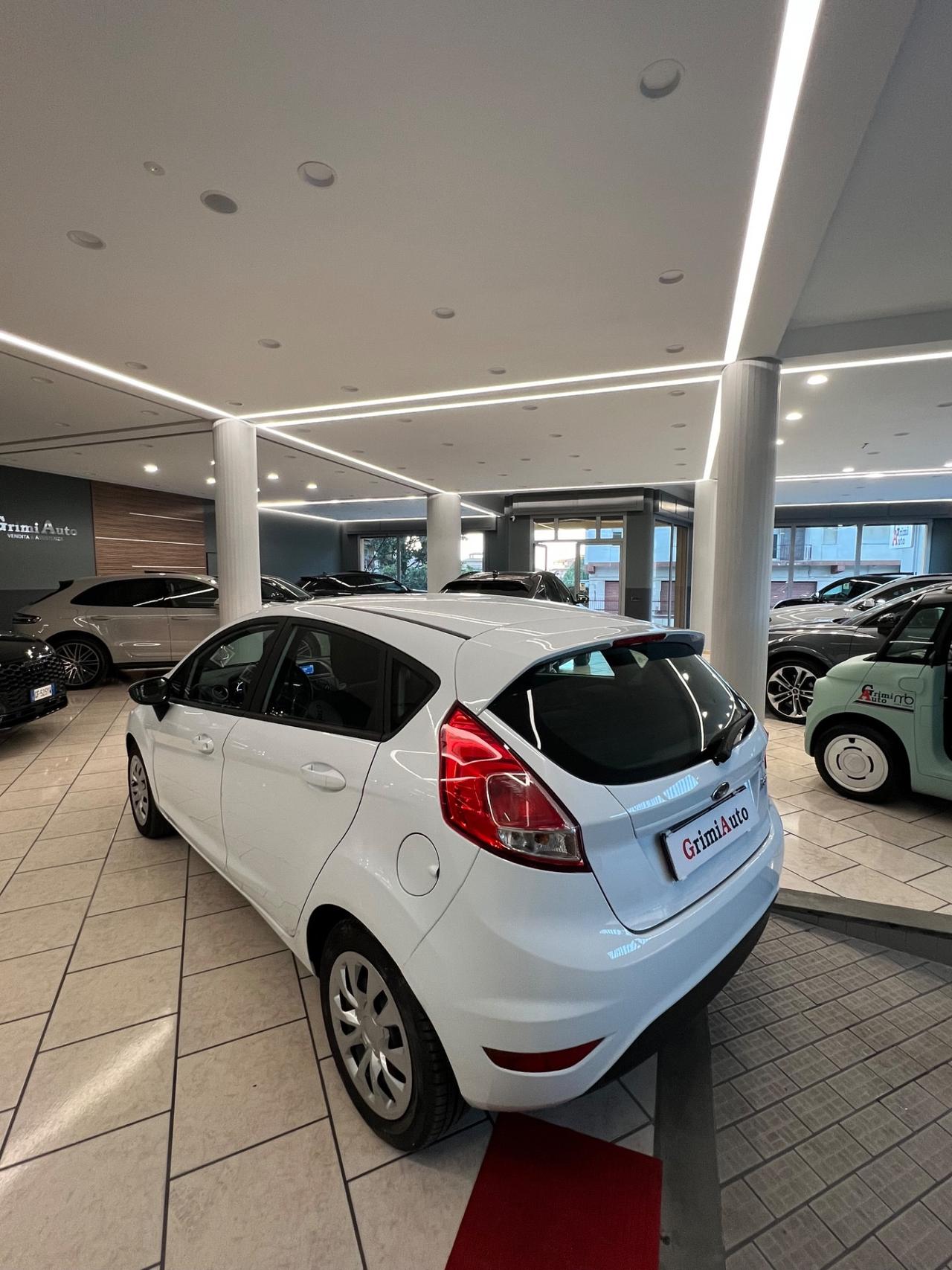 Ford Fiesta 1.5 TDCi 75CV 5 porte ST-Line