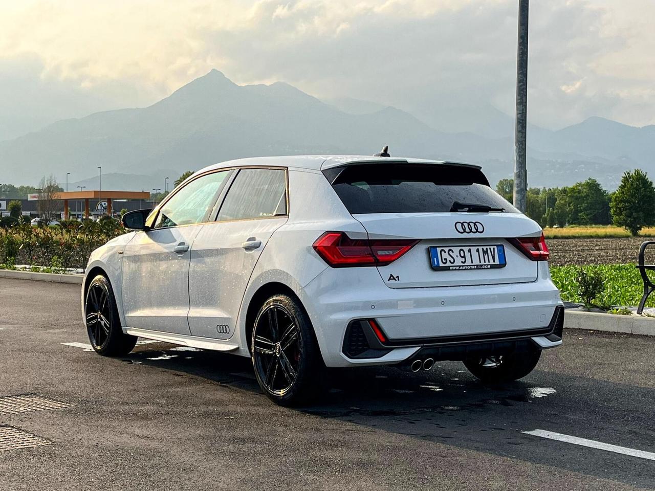 Audi A1 SPB 40 TFSI S tronic S line edition