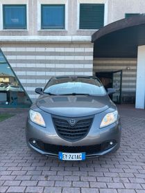 Lancia Ypsilon 1.2 69 CV 5 porte Silver