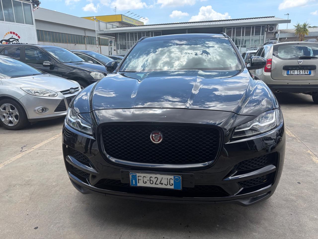 Jaguar F-Pace 2.0 D 180 CV R-Sport