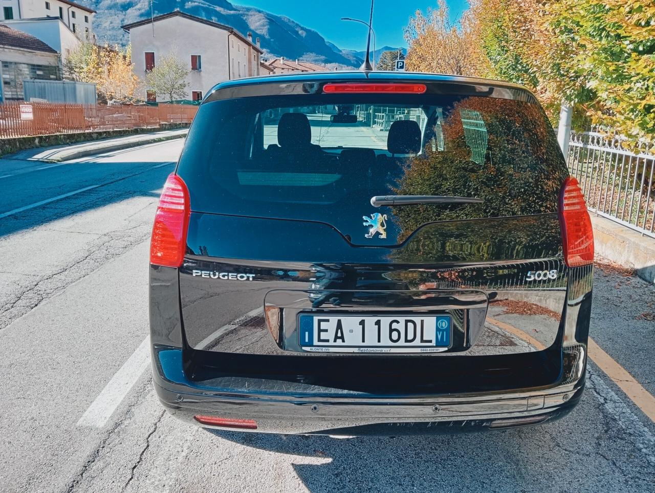 Peugeot 5008 2.0 HDi 150CV