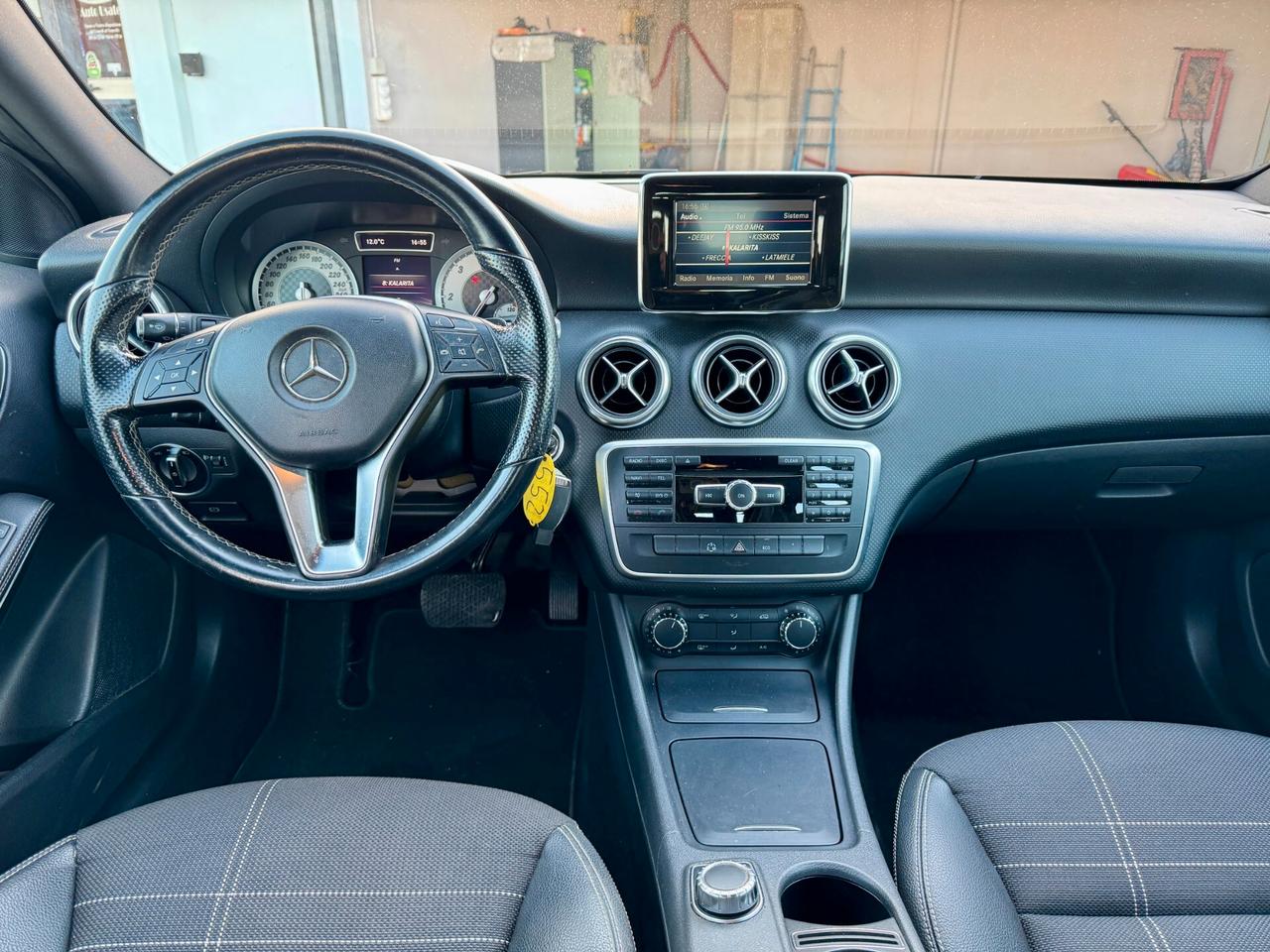 Mercedes A 180 110 Cv Automatic Executive - 2013