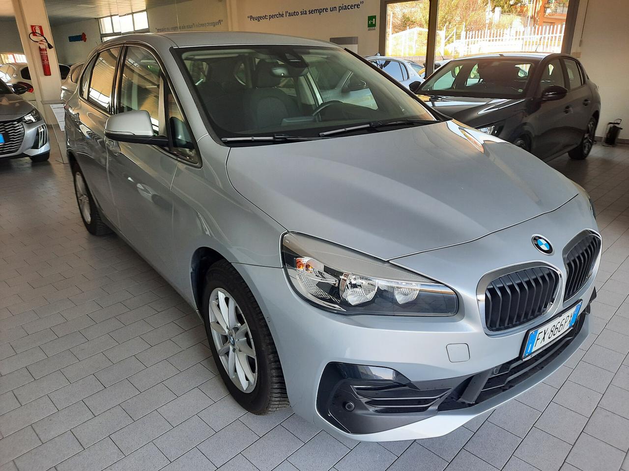 Bmw 2er Active Tourer 218d xDrive Business