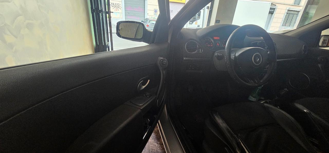 Renault Clio 1.2 16V 5 porte Dynamique