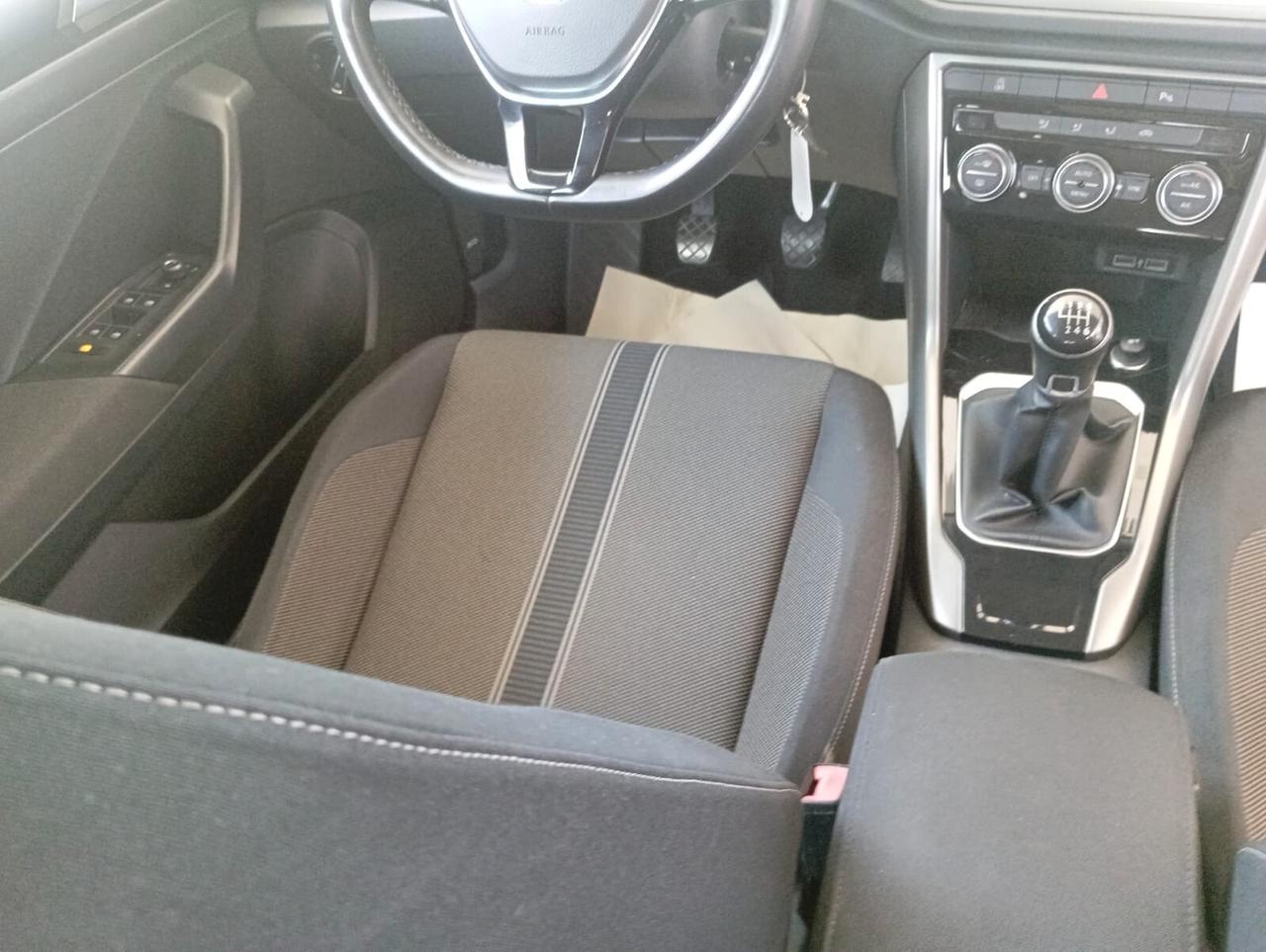 Volkswagen T-Roc 1.6 TDI SCR Business BlueMotion Technology