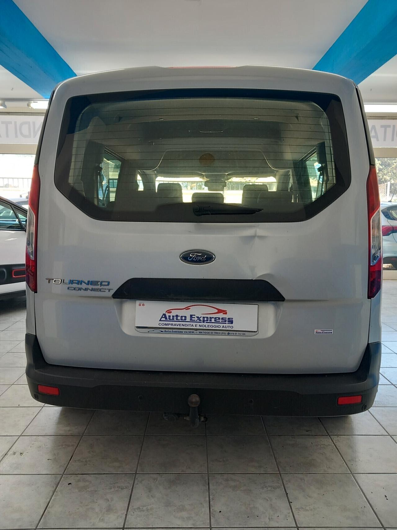 Ford Tourneo Connect 1.5 TDCi 120 CV anno 2019 km 125 mila