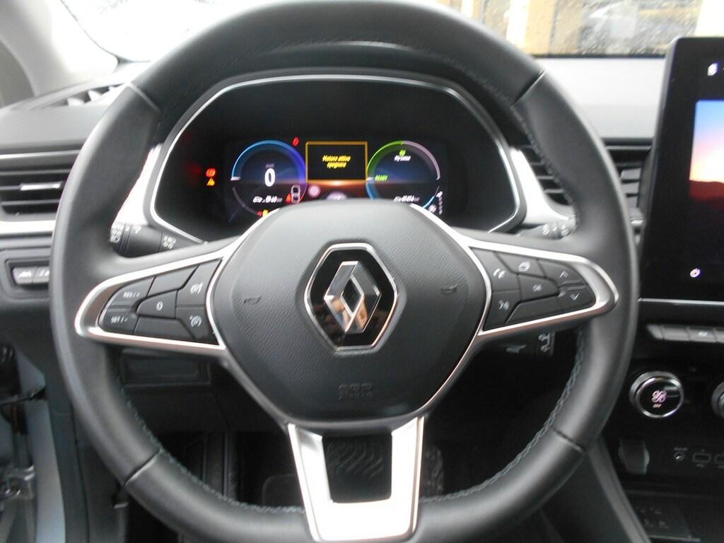 Renault Captur 1.6 E-TECH Hybrid Techno Fast Track Auto