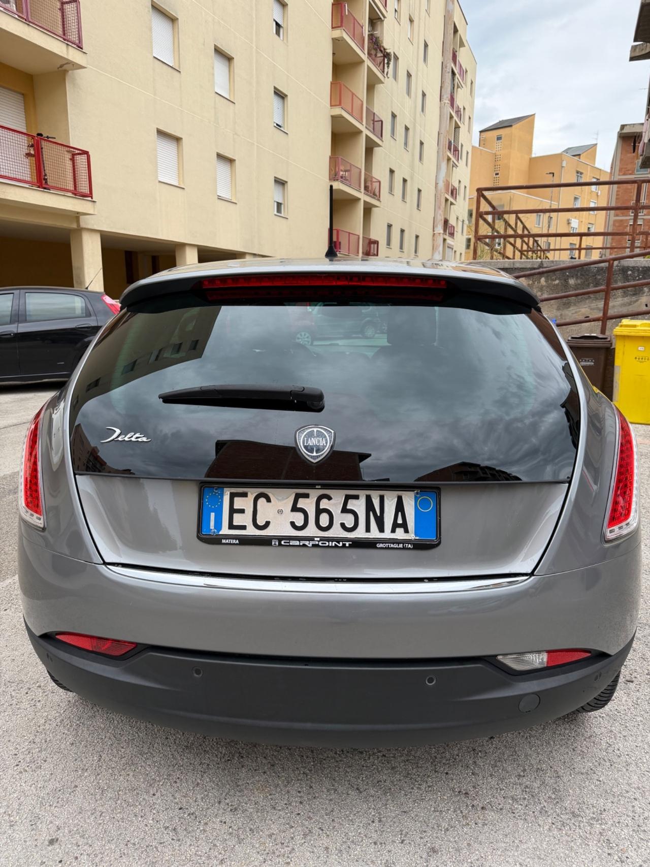 Lancia Delta 1.6 MJT DPF Platino