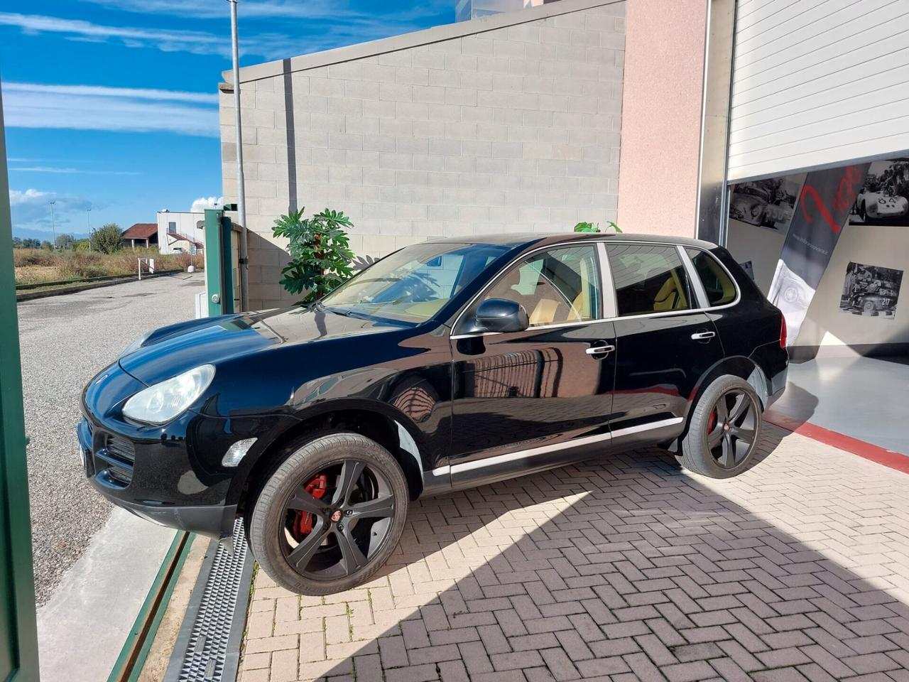 Porsche Cayenne 3.2 V6 cat