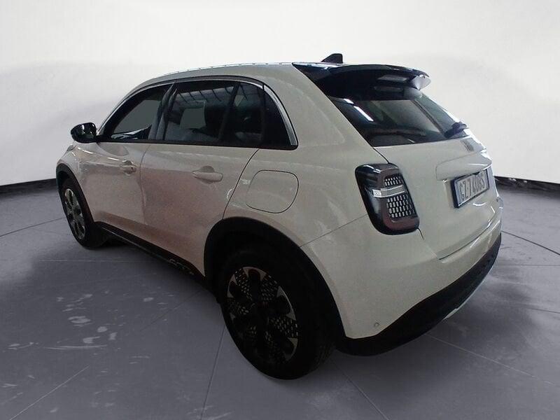 FIAT 600 (2023-->) Hybrid 110 CV DCT MHEV La Prima