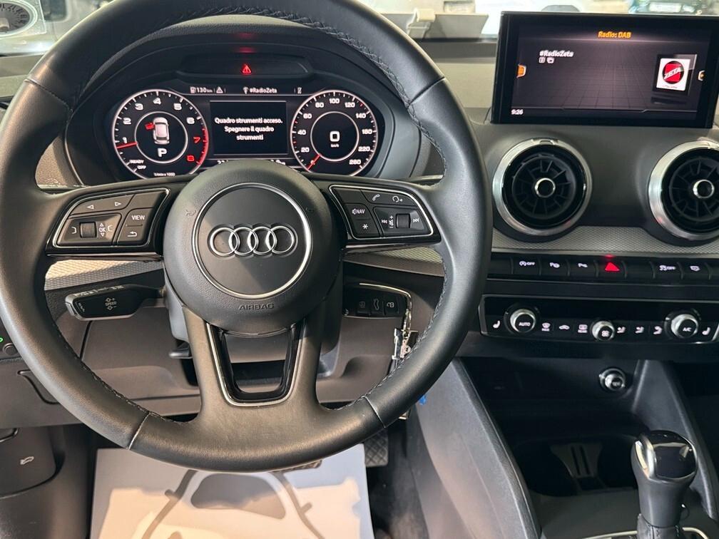 Audi Q2 35 1.5 tfsi Advanced s-tronic Led App conn Cam Pano 17"