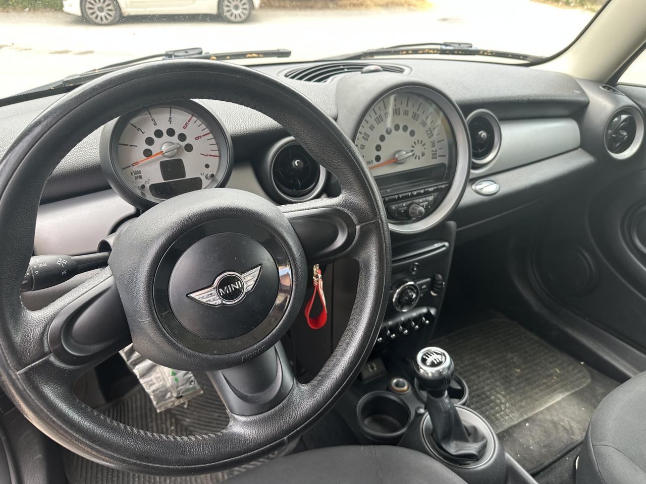 BMW MINI ONE 1.6 Diesel KW66