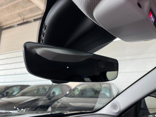 JEEP Avenger 1.2 T Summit "18 BLACK/F.LED/TELEC.+PARK PLUS