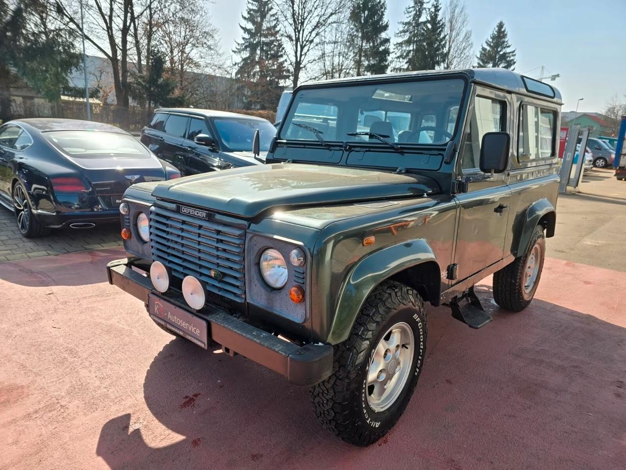 Land Rover Defender 90 2.5 Td5 SW 6 POSTI
